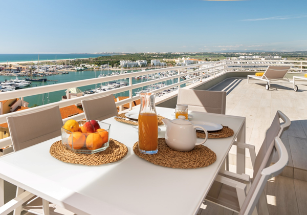 Algarve Vilamoura Luxury Holiday Apartment Marina Mar Bela Vista Rooftop Terrace With View Over Vilamoura Marina