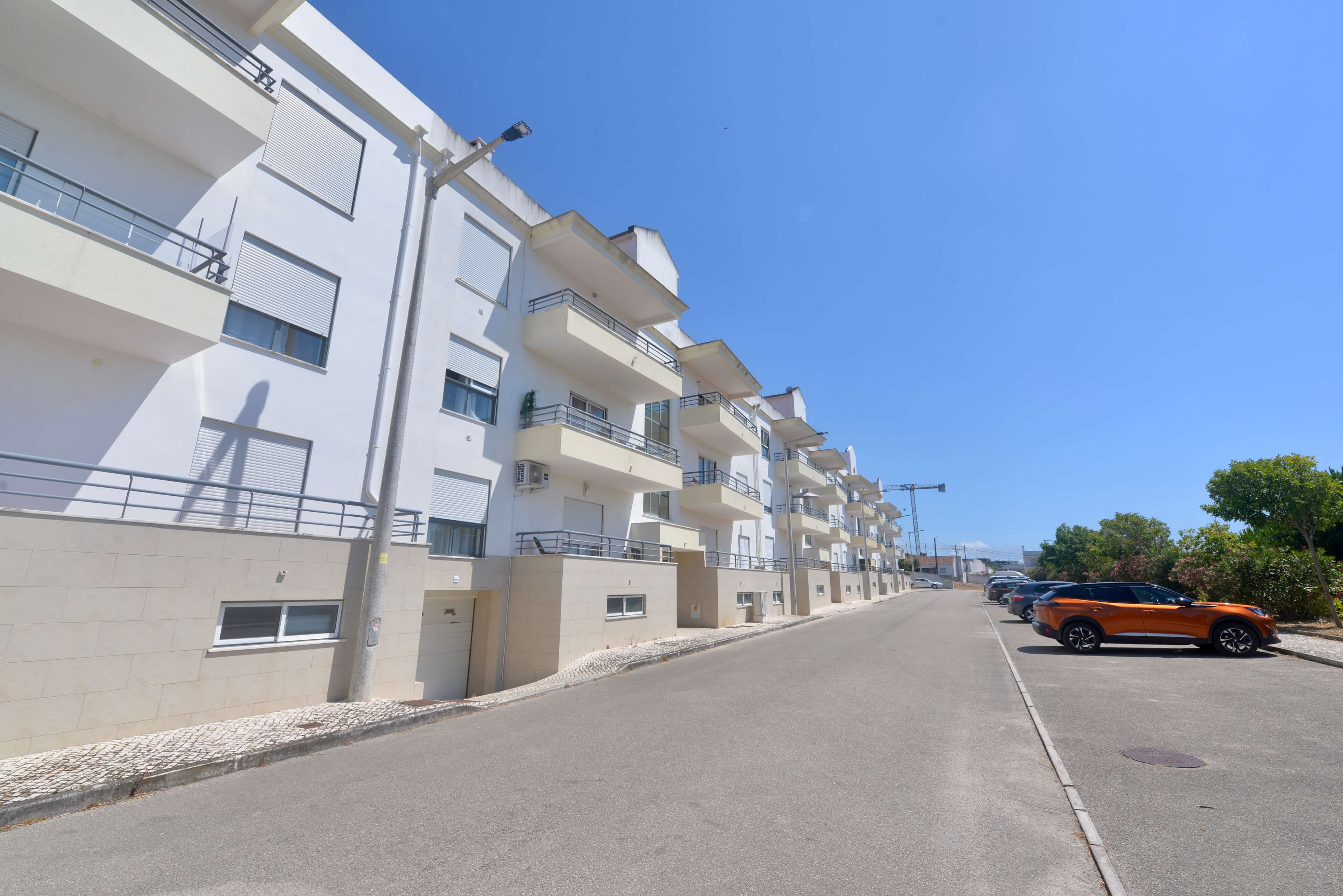 Clementine Apartment Block Holiday Rental In Nazare Silver Coast Portugal