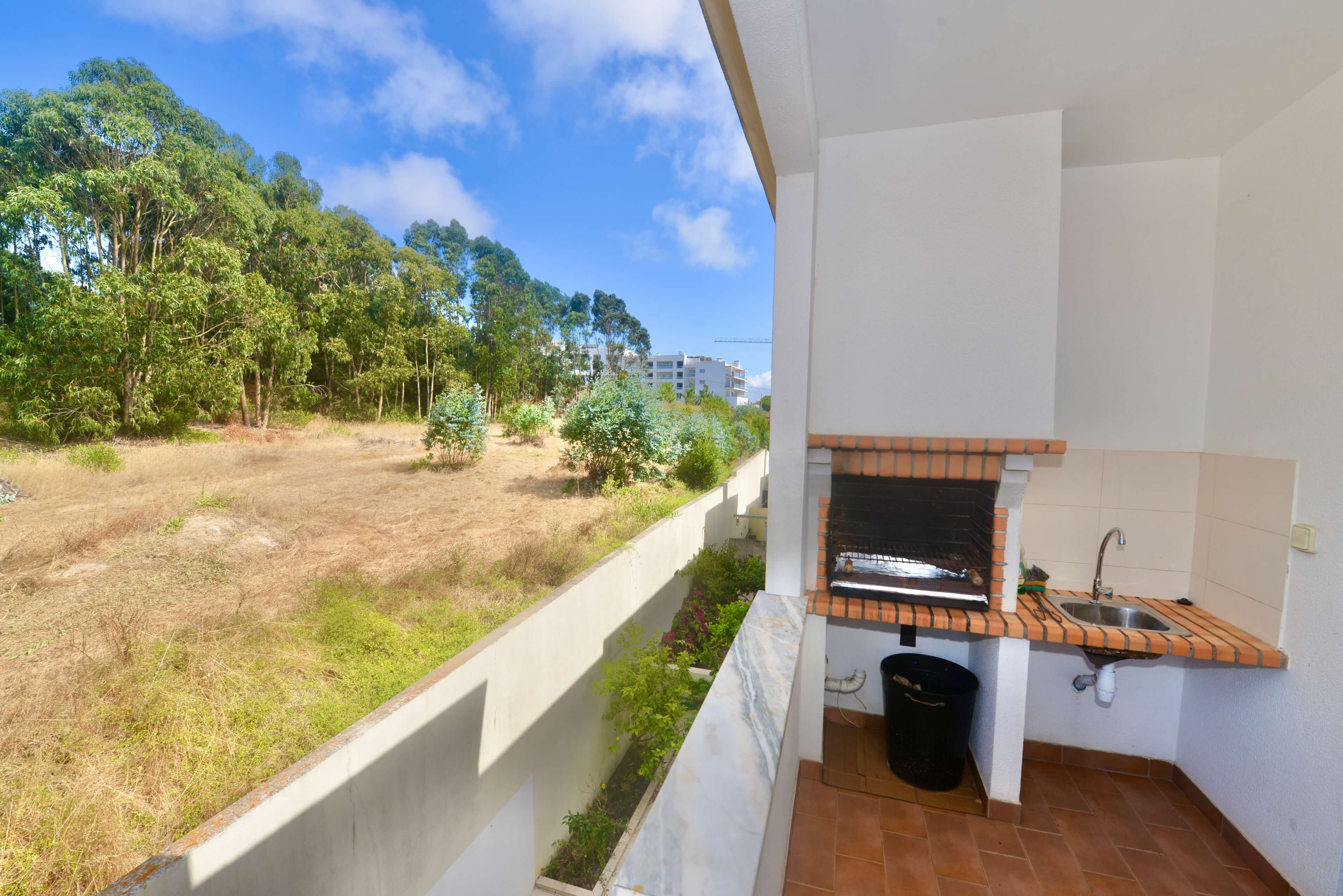 Balcony With Barbecue In Clementine Apartment Holiday Rental In Nazare Silver Coast Portugal