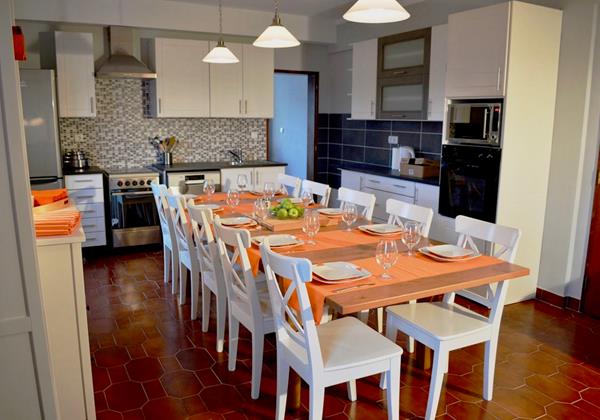 Well Equipped Kitchen Of Holiday Villa In Sao Martinho Do Porto